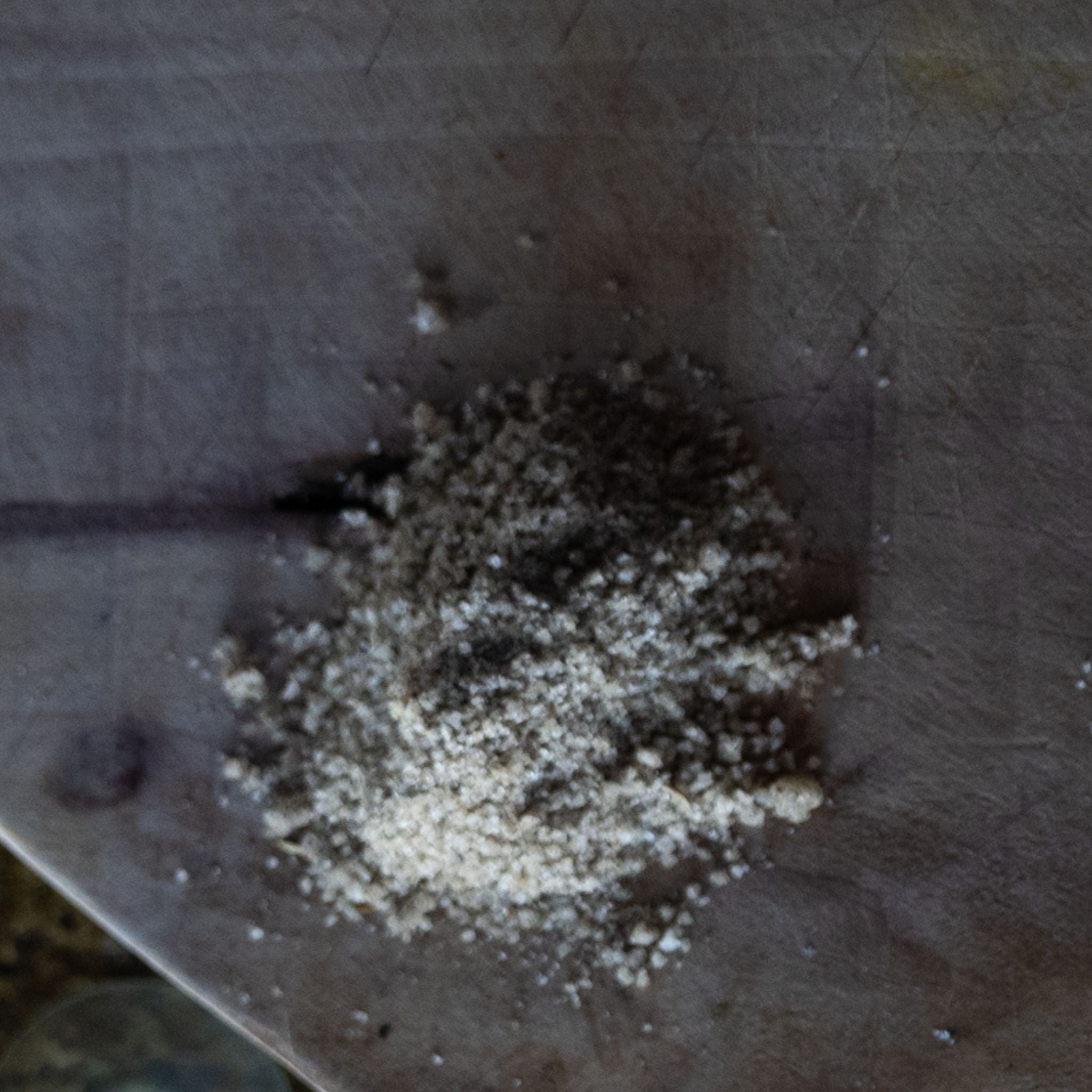 Sel_Magique_Salt_and_Pepper_Blend_fleur_de_sel_with_black_pepper_white_pepper_crystals