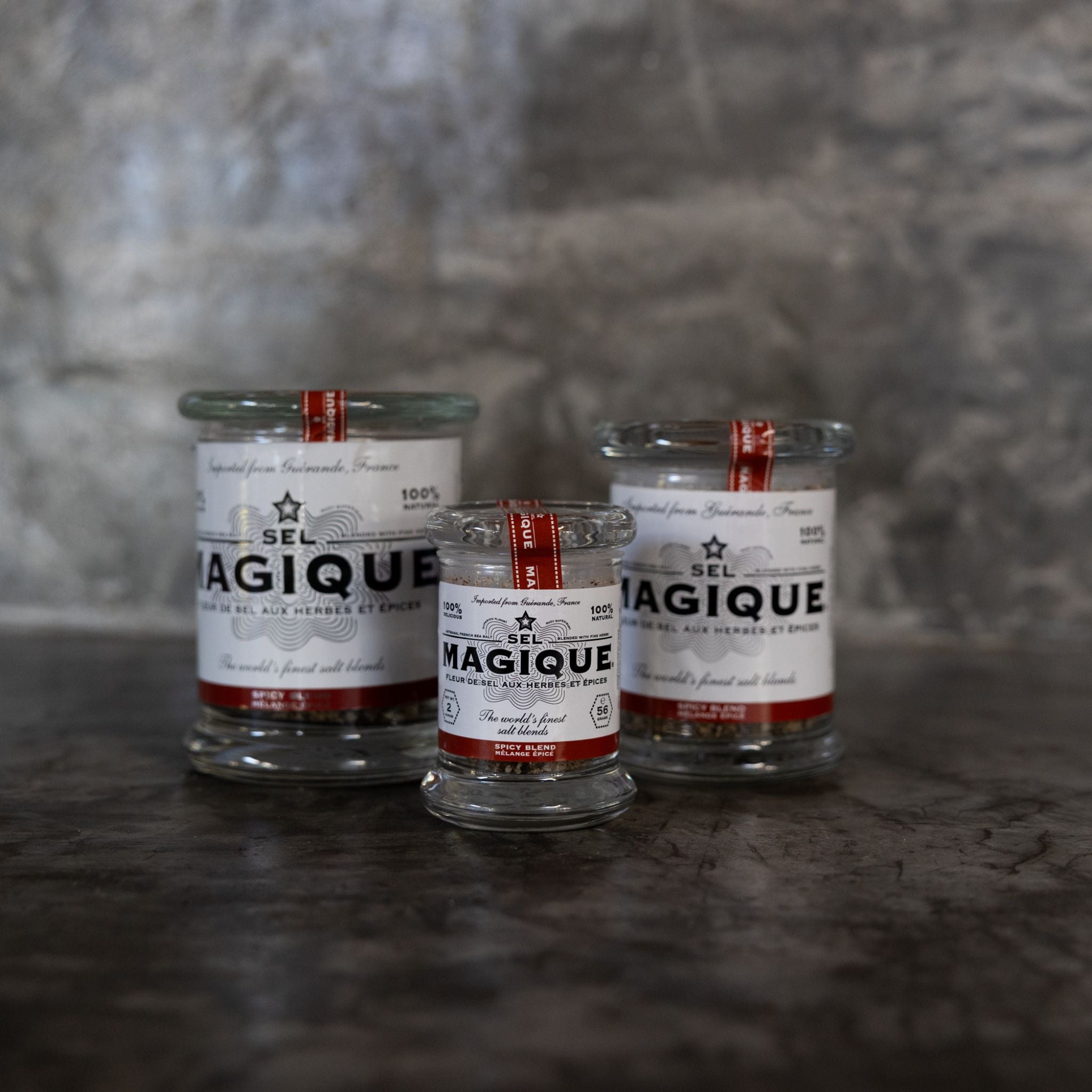 Sel Magique Spicy Blend - Fleur de Sel with Pink Peppercorn & Thyme in a luxury glass jars available in small, medium and large.